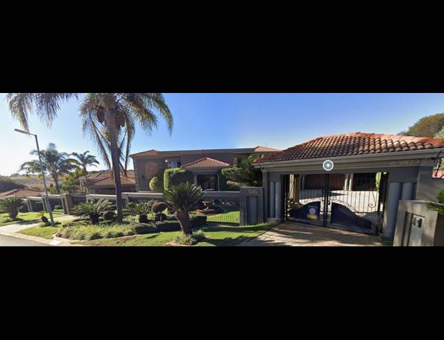 5 BEDROOM HOUSE FOR SALE IN RUIMSIG